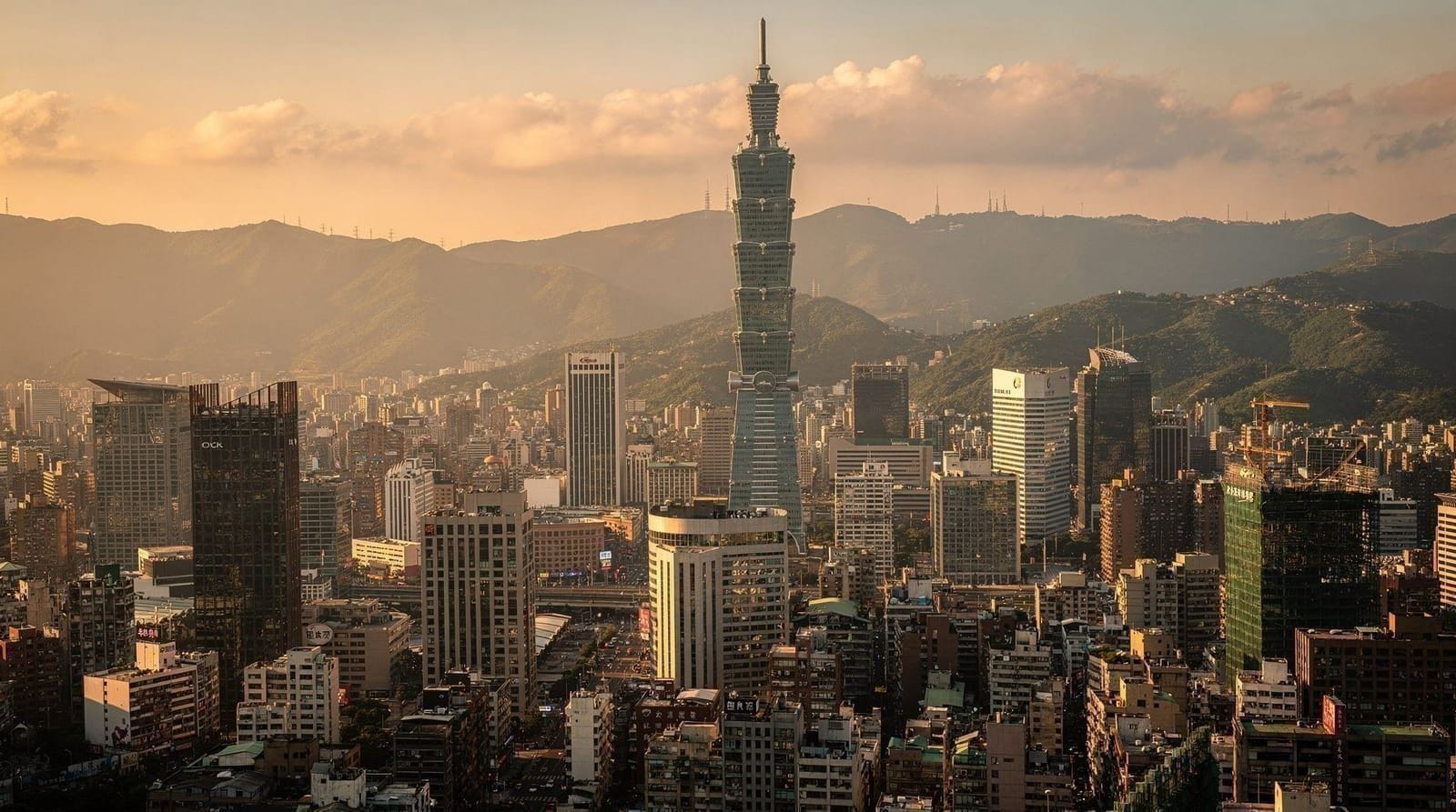 Taipei neighborhoods guide — district by district