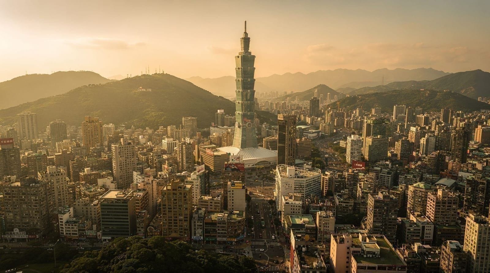 Taipei in 7 days — the deep-dive itinerary with day trips — 7 days — moderate — mid-range